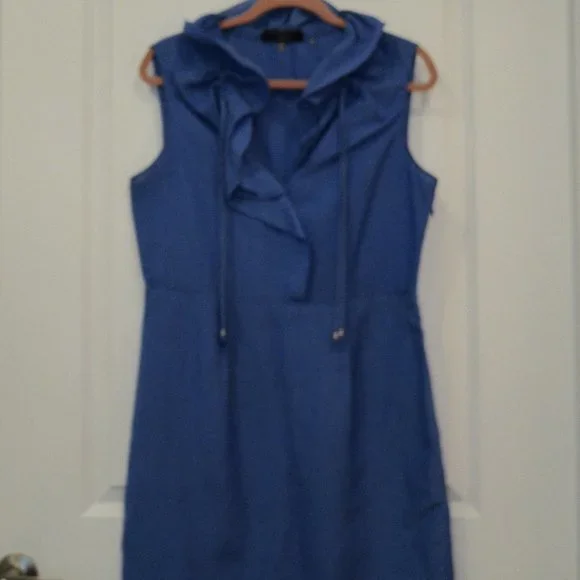 tahari blue linen dress Elie Tahari Women's The Jade Linen Eyelet Dress - Blue - Size 8